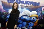 Amsterdam 18 maart 2017 
premiere Smurfen in  Pathe Arena. Maan met neefje