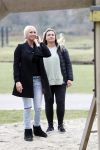 Den Haag 24 maart 2018
Barbie (Samantha de Jong) met haar kinderen Angelina en Milano en twee vriendinnen in een speeltuin.