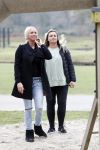 Den Haag 24 maart 2018
Barbie (Samantha de Jong) met haar kinderen Angelina en Milano en twee vriendinnen in een speeltuin.