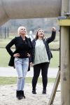 Den Haag 24 maart 2018
Barbie (Samantha de Jong) met haar kinderen Angelina en Milano en twee vriendinnen in een speeltuin.