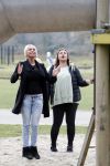 Den Haag 24 maart 2018
Barbie (Samantha de Jong) met haar kinderen Angelina en Milano en twee vriendinnen in een speeltuin.