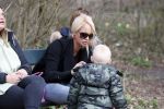 Den Haag 24 maart 2018
Barbie (Samantha de Jong) met haar kinderen Angelina en Milano en twee vriendinnen in een speeltuin.