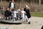Den Haag 24 maart 2018
Barbie (Samantha de Jong) met haar kinderen Angelina en Milano en twee vriendinnen in een speeltuin.