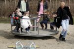 Den Haag 24 maart 2018
Barbie (Samantha de Jong) met haar kinderen Angelina en Milano en twee vriendinnen in een speeltuin.
