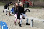 Den Haag 24 maart 2018
Barbie (Samantha de Jong) met haar kinderen Angelina en Milano en twee vriendinnen in een speeltuin.