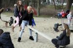Den Haag 24 maart 2018
Barbie (Samantha de Jong) met haar kinderen Angelina en Milano en twee vriendinnen in een speeltuin.