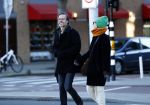 Amsterdam 19 maart 2018
Carice v Houten met haar vriend Guy Pierce op straat in Amsterdam