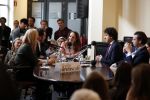 Den Haag 12 maart 2018
Fractievoorzitters Klaas Dijkhoff (VVD), Jesse Klaver (Groen Links), Lilian Marijnissen (SP) en Thierry Baudet (FvD) zijn met elkaar in gesprek in het Libelle Nieuwscafe ( Dudok). Ebru Umar is tafeldame