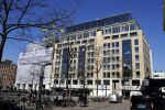 Amsterdam 19 maart 2018 
In dit complex op de dam heeft Edgar Davids twee appartementen gekocht