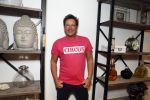de Kwakel 23 maart 2018
Gerard Joling met nieuwe t shirts op kantoor van Entertainment.nl