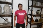 de Kwakel 23 maart 2018
Gerard Joling met nieuwe t shirts op kantoor van Entertainment.nl