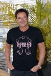 de Kwakel 23 maart 2018
Gerard Joling met nieuwe t shirts op kantoor van Entertainment.nl