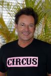 de Kwakel 23 maart 2018
Gerard Joling met nieuwe t shirts op kantoor van Entertainment.nl