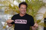 de Kwakel 23 maart 2018
Gerard Joling met nieuwe t shirts op kantoor van Entertainment.nl