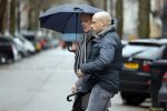 Amsterdam 13 maart 2018
Hans v Willigenburg onder paraplu  op de cornelis schuytstraat