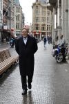 Den Haag 12 maart 2018 
Henk Krol wandelend op straat op weg naar de tweede kamer