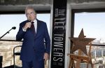 Rotterdam 20 maart 2018
Presentatie van ve woontorens met de naam THE LEE TOWERS in Rotterdam. Het is een project van Lee Foolen Tom Foolen Marc Reijs en Tom Bakkers.
Lee Towers en zijn vrouw Laura waren natuurlijk aanwezig.