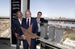 Rotterdam 20 maart 2018
Presentatie van ve woontorens met de naam THE LEE TOWERS in Rotterdam. Het is een project van Lee Foolen Tom Foolen Marc Reijs en Tom Bakkers.
Lee Towers en zijn vrouw Laura waren natuurlijk aanwezig.
