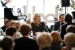 Den Haag 12 maart 2018
Fractievoorzitters Klaas Dijkhoff (VVD), Jesse Klaver (Groen Links), Lilian Marijnissen (SP) en Thierry Baudet (FvD) zijn met elkaar in gesprek in het Libelle Nieuwscafe ( Dudok)