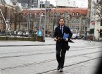 Den Haag 12 maart 2018 
Premiere Mark Rutte Wandelend op straat in Den Haag zonder beveiliging