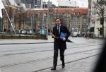 Den Haag 12 maart 2018 
Premiere Mark Rutte Wandelend op straat in Den Haag zonder beveiliging