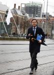 Den Haag 12 maart 2018 
Premiere Mark Rutte Wandelend op straat in Den Haag zonder beveiliging