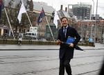 Den Haag 12 maart 2018 
Premiere Mark Rutte Wandelend op straat in Den Haag zonder beveiliging