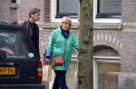 Amsterdam 15 maart 2018 
Mark v d Loo met zijn moeder in Amsterdam zuid