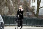 Amsterdam 23 maart 2018
Medina Schuurman op de fiets in Amsterdam