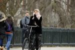 Amsterdam 23 maart 2018
Medina Schuurman op de fiets in Amsterdam