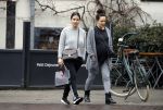 Amsterdam 13 maart 2018 
Monica Geuze zwanger met een vriendin op de cornelis schuytstraat