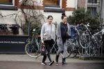 Amsterdam 13 maart 2018 
Monica Geuze zwanger met een vriendin op de cornelis schuytstraat