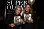 Amsterdam 15 maart 2018 
Boekpresentatie Olcay Gulsen in Conservatorium hotel. Olcay met de schrijfster van het boek Karin Kuijpers