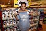 Katwijk 22 maart 2018
Patty Brard opent op+op winkel waar ze haar eigen ondergoed verkopen.