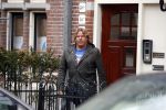 Amsterdam 13 maart 2018 
Robert Jensen gaat sigaren kopen en boodschappen.