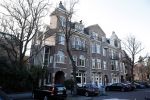 Amsterdam 20 maart 2018 
Rolf Snoeren ( Viktor en Rolf) op de fiets in Amsterdam zuid. Hij rijdt naar zijn villa/huis.