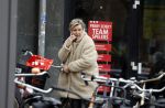 Amsterdam 23 maart 2018 
Saskia Noort doet boodschappen in Amsterdam
