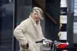 Amsterdam 23 maart 2018 
Saskia Noort doet boodschappen in Amsterdam