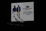 Amsterdam 22 maart 2018 
State of art abri langs de A10 (reclame)
