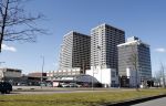 Rotterdam 20 maart 2018
Presentatie van ve woontorens met de naam THE LEE TOWERS in Rotterdam. Het is een project van Lee Foolen Tom Foolen Marc Reijs en Tom Bakkers.
Lee Towers en zijn vrouw Laura waren natuurlijk aanwezig.