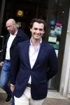 Den Haag 12 maart 2018
Fractievoorzitters Klaas Dijkhoff (VVD), Jesse Klaver (Groen Links), Lilian Marijnissen (SP) en Thierry Baudet (FvD) zijn met elkaar in gesprek in het Libelle Nieuwscafe ( Dudok)
