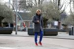 Amsterdam 3 april 2018
Thijs Romer met telefoon op straat
