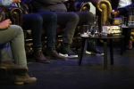 Rotterdam 19 maart 2018
Boekpresentatie Willem v Hanegem in het oude Luxor.
Willem reikt de deerste drie boeken uit aan zijn dochter Alies zoon Boy en Soufiane Touzani