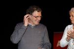 Rotterdam 19 maart 2018
Boekpresentatie Willem v Hanegem in het oude Luxor.
Willem reikt de deerste drie boeken uit aan zijn dochter Alies zoon Boy en Soufiane Touzani
