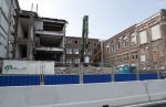 Amsterdam 30 maart 2019
Het pand waar het nieuwe appartement van Albert Verlinde wordt gebouwd zijn ze aan het slopen.