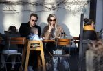 Amsterdam 24 maart 2019
Chantal Janzen en haar man Marco Geeratz en hun kinderen op terras en Amsterdam zuid.