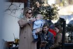 Amsterdam 24 maart 2019
Chantal Janzen en haar man Marco Geeratz en hun kinderen op terras en Amsterdam zuid.
