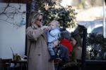 Amsterdam 24 maart 2019
Chantal Janzen en haar man Marco Geeratz en hun kinderen op terras en Amsterdam zuid.