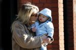 Amsterdam 24 maart 2019
Chantal Janzen en haar man Marco Geeratz en hun kinderen op terras en Amsterdam zuid.