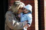 Amsterdam 24 maart 2019
Chantal Janzen en haar man Marco Geeratz en hun kinderen op terras en Amsterdam zuid.
